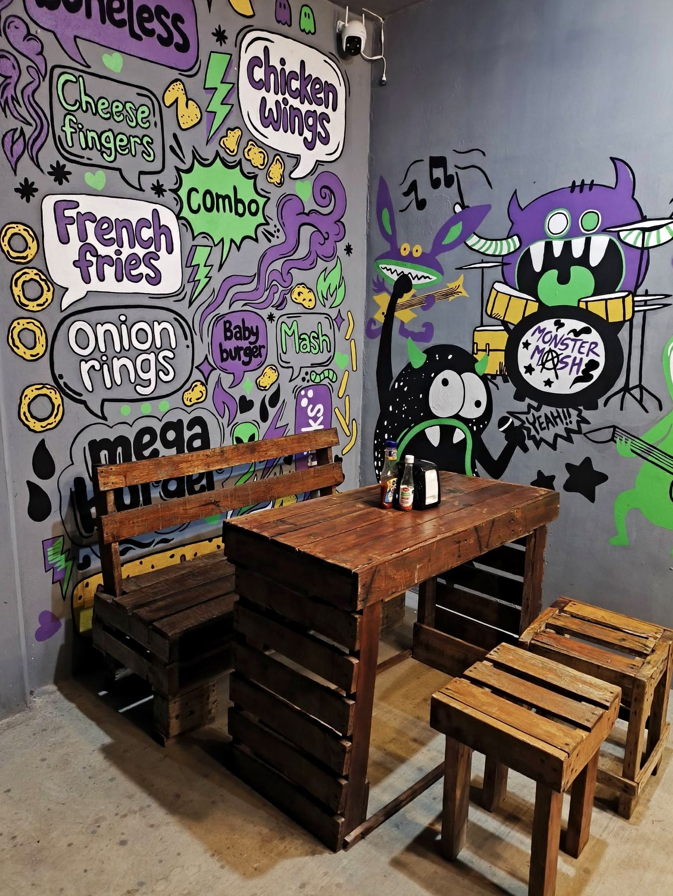 Mural interior Monster Delicacies